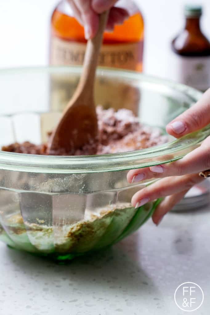 whiskey truffles by foodfashionandfun.com