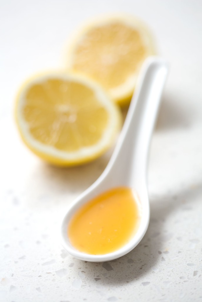 This Honey Lemon Throat Soother will not only soothe sore and scratchy throats but also has some antimicrobial, antiviral and antioxidant properties to help beat your cold or flu. This recipe is allergy friendly (gluten, dairy, shellfish, nut, egg, and soy free) and suits the Autoimmune Protocol (AIP) and Paleo diets.