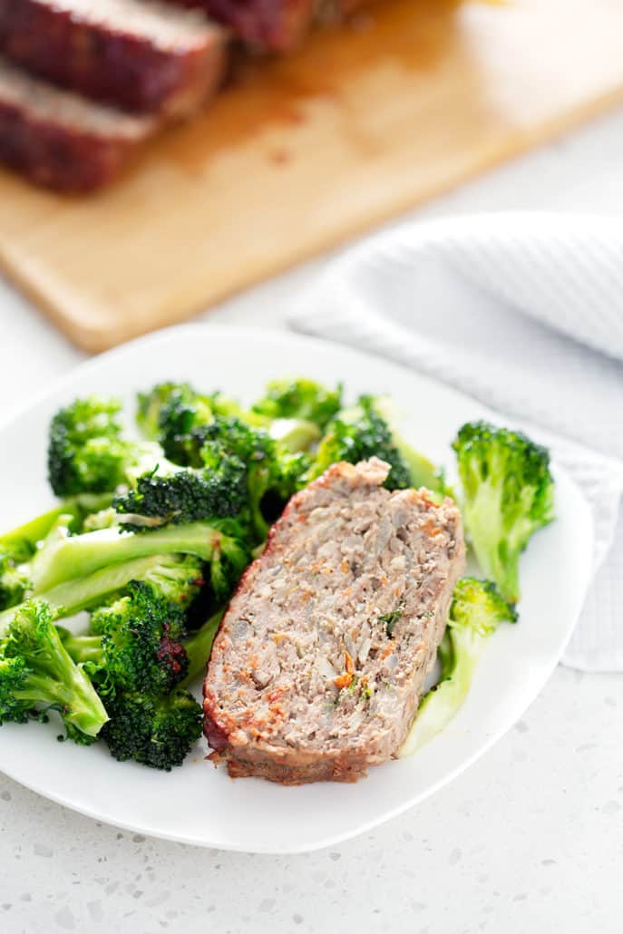 meatloaf on plate with broccoli