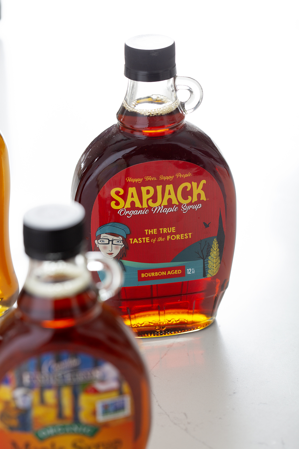 bottle of sapjack organic maple syrup
