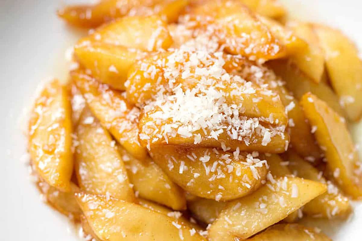 close up of healthy caramelized apples